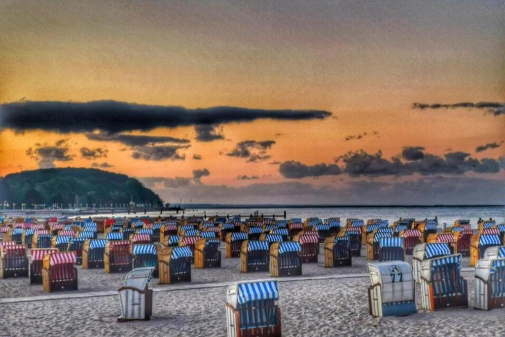 Obj 84 Meerblick Fewo Fuer 2 Bis 3 Personen Strandnah, Wlan リューベック エクステリア 写真