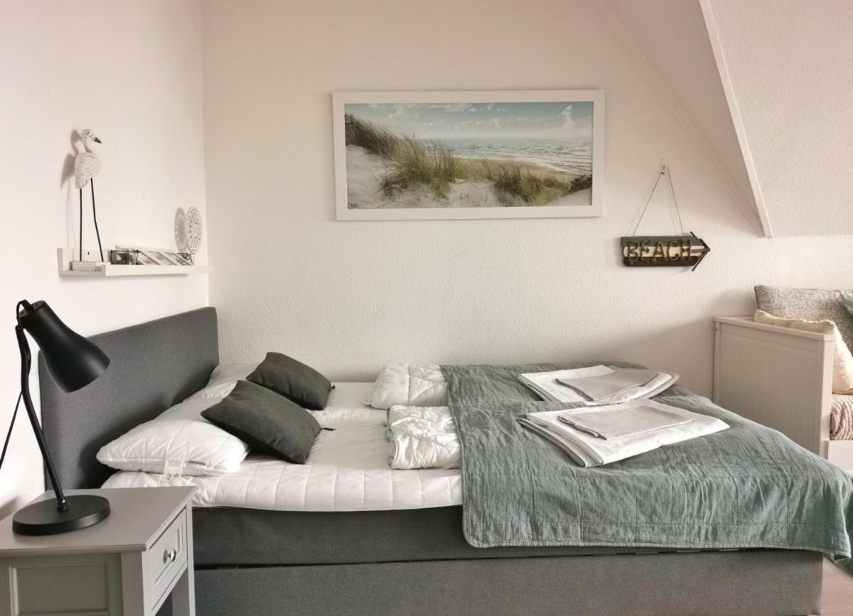 Obj 84 Meerblick Fewo Fuer 2 Bis 3 Personen Strandnah, Wlan リューベック エクステリア 写真